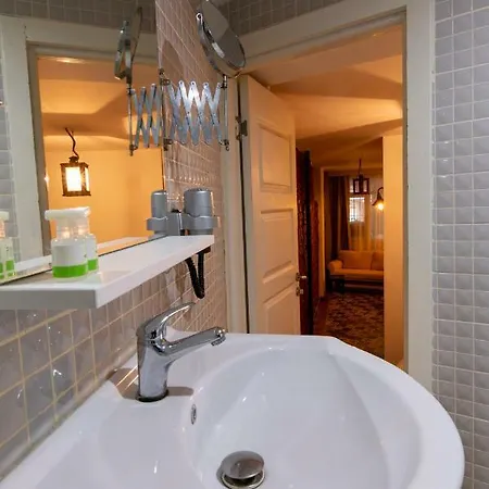 Guzi & Suites Istanbul