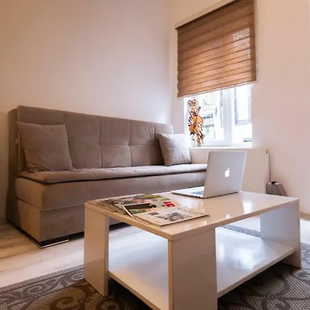 Guzi & Suites Hotel 2*